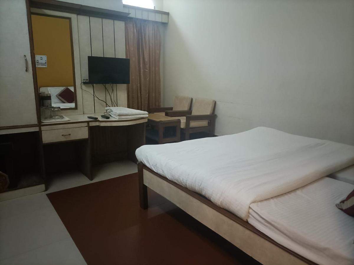 Hotel Midtown Haridvár Kültér fotó