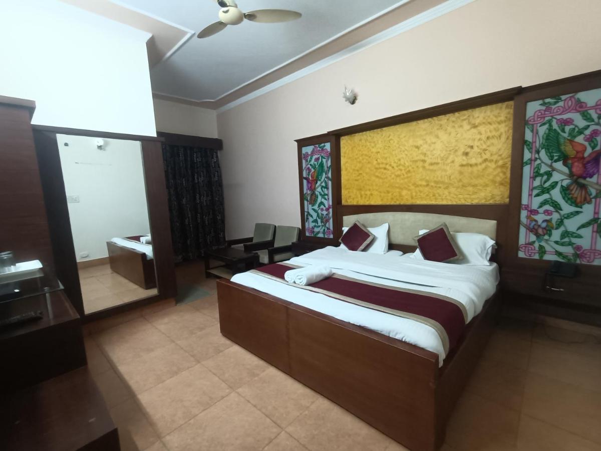 Hotel Midtown Haridvár Kültér fotó