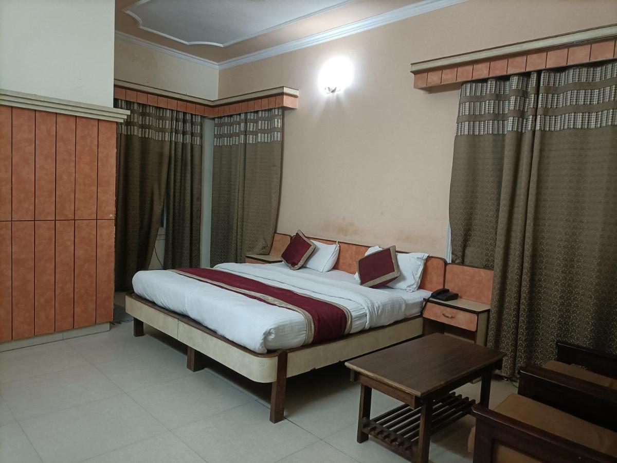 Hotel Midtown Haridvár Kültér fotó